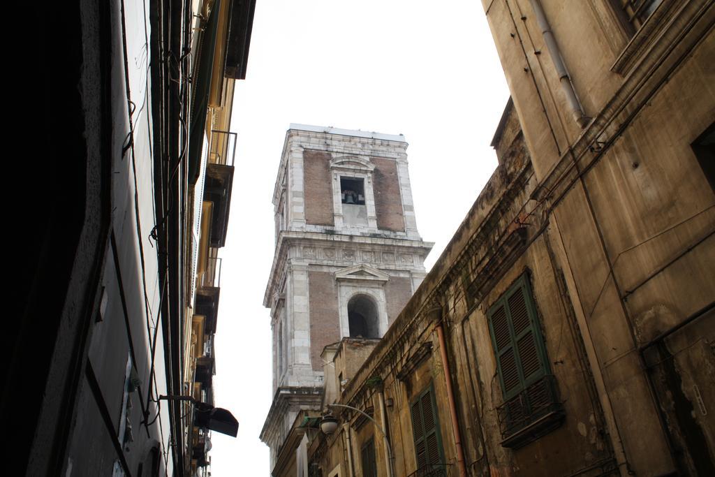 Charming Neapel
